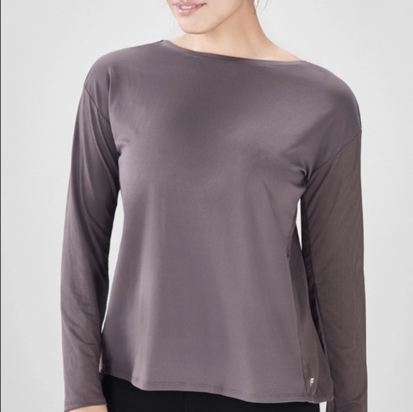 Fabletics women chinced back dark gray long sleeve top, size Medium - Picture 2 of 12